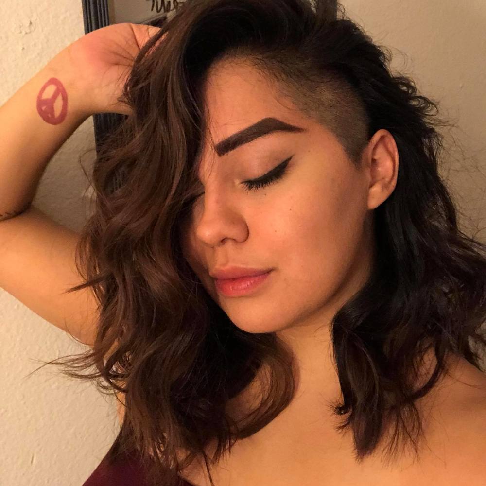 Meet your Posher, Olivia